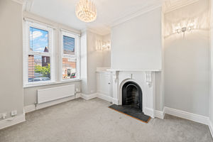 Sitting Room- click for photo gallery